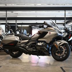 2018 HONDA GOLDWING