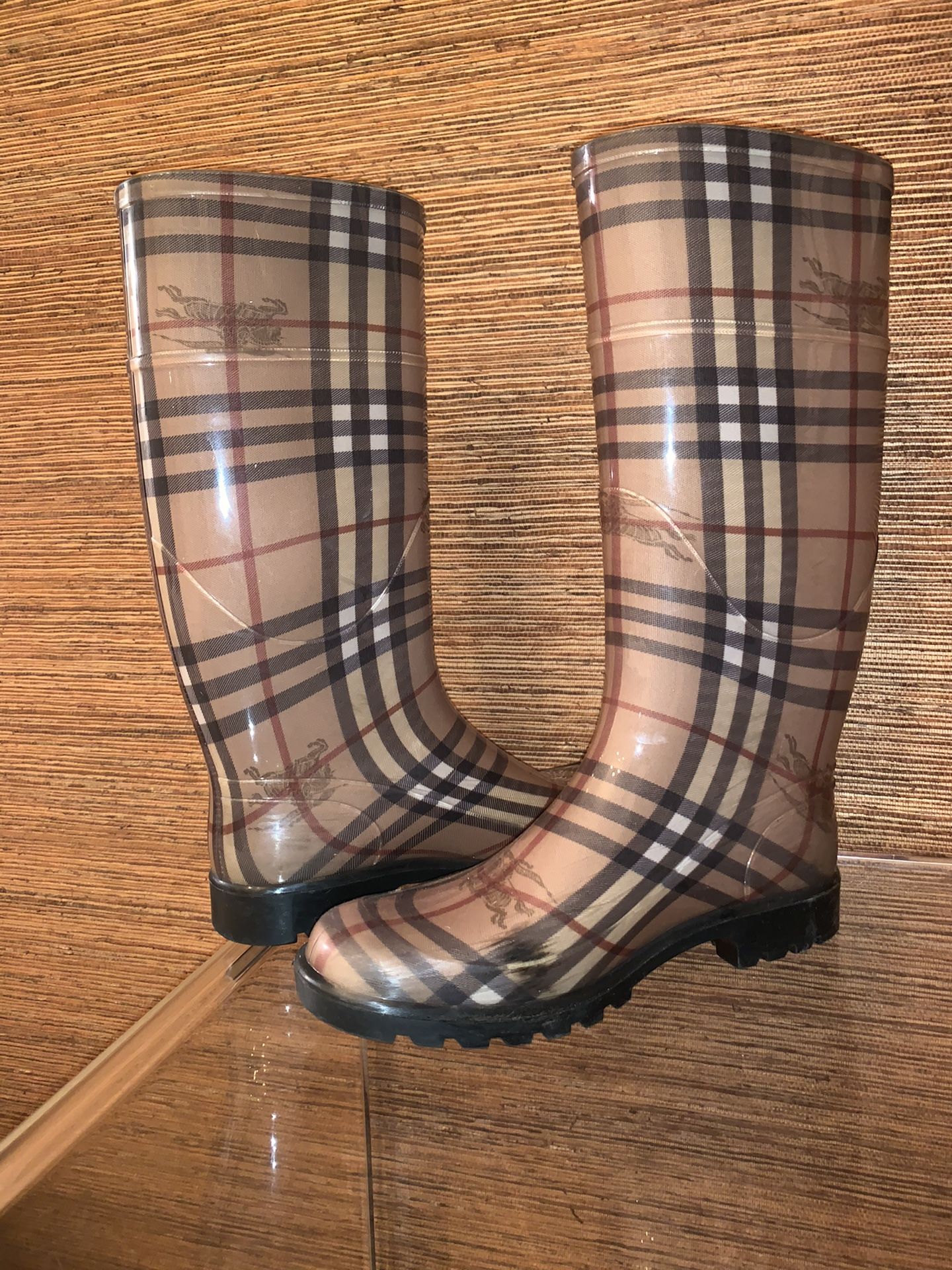 Burberry USED Rain Boots