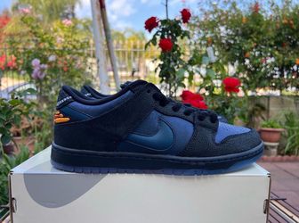 NIKE SB BLUE TILE