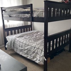 Full On Full Bunk bed