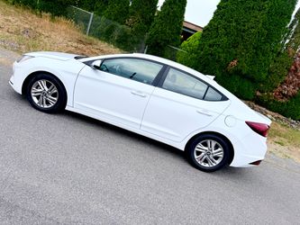 2019 Hyundai Elantra