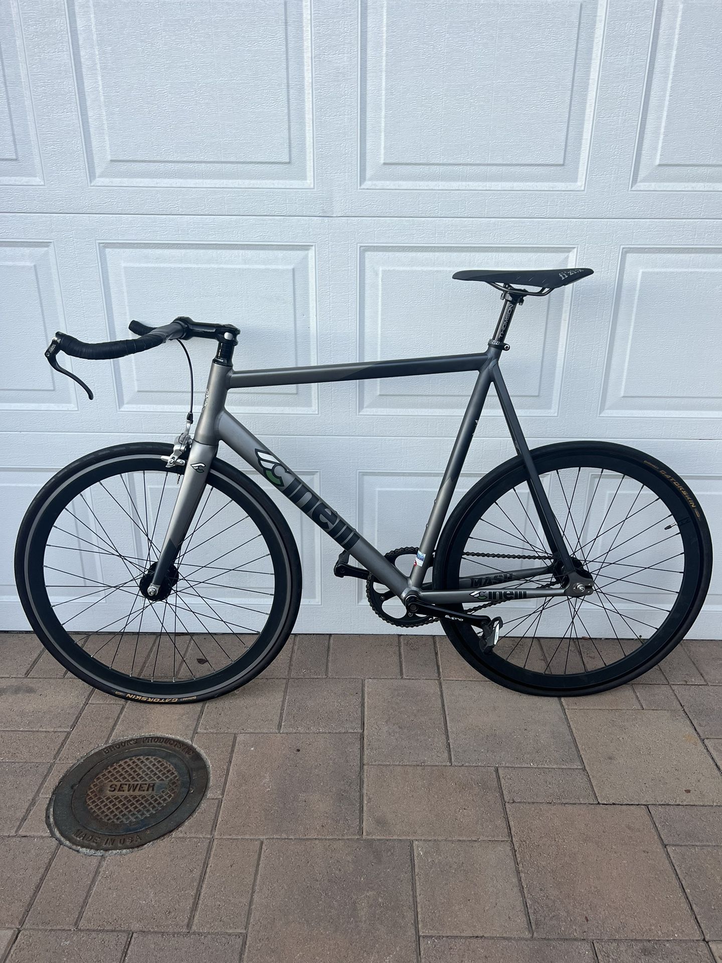 Cinelli Mash Bolt 2.0 Fixed Gear Bicycle 62 XL for Sale in Los Angeles CA OfferUp