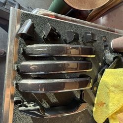 14-19 Chevy/GMC Dark Gray 4 DOOR CREW CAB HANDLES , OEM GM 