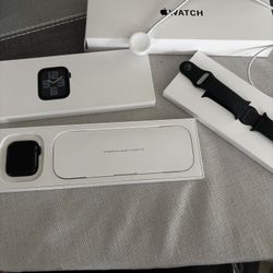 Apple watch se (Gen 2) 40mm midnight 