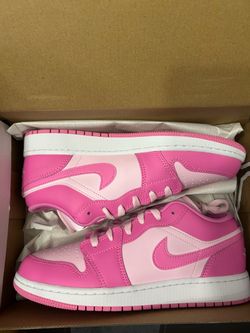 Air Jordan 1 Low Pink Sneakers