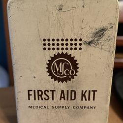 Msco Vintage First Aid Kit 