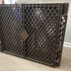 Pet (dog) Fence Indoor/outdoor With Dog Door