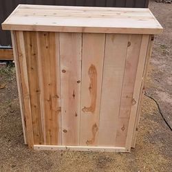 Handmade Cedar Bar – 3ft Foldable Portable Bar for Patios, Backyards & Events | $245