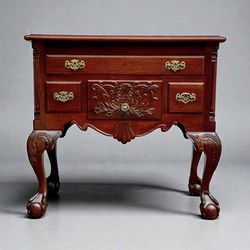 ⭕️ Stunning Vintage Mahogany Chippendale-Style Lowboy / Nightstand — Claw & Ball Feet