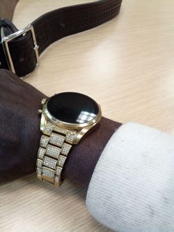 Smartwatch gold 85$ diamond ring 30$