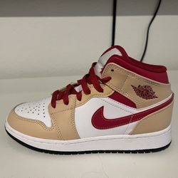 Air Jordan 1 Mid GS 'Light Curry Cardinal Red'