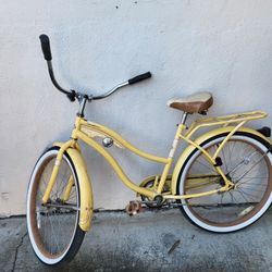 yellow huffy bike