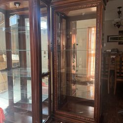 Cabinets With Lights