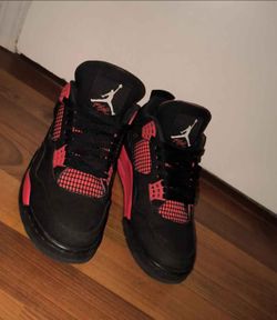 Jordan 4 red thunders