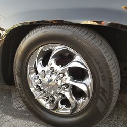 4-16in Chevy Dually Wheels