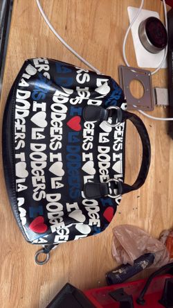 La dodgers purse
