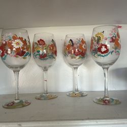 4 Beautiful Wine Glasses 