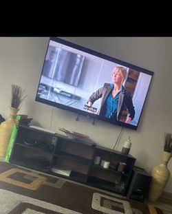 Sony 65” TV. Comes With Mount