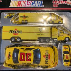 Vintage Pennzoil Michael Waltrip NASCAR  Super Collectors 