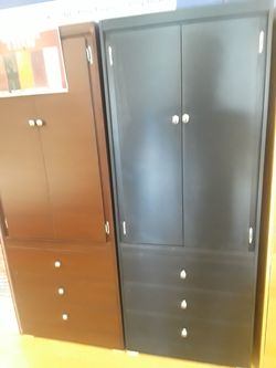 Compressed wood wardrobe