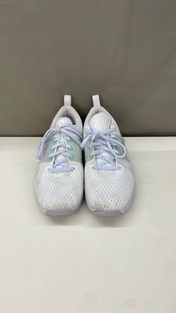 Nike shoes . Item No  895 (Shopgoodwill)