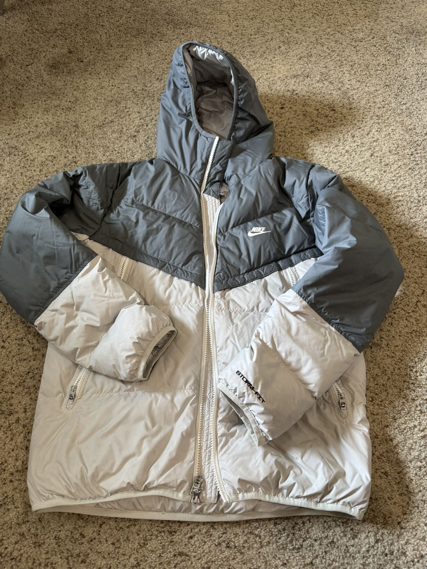 Nike Storm Fit Hooded Puffer Jacket