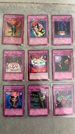 Set of (18) 1996 Magic Card Yu-Gi-Oh! assorted cards
