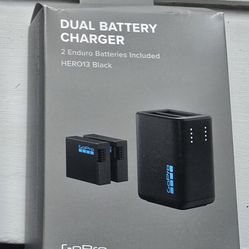 Gopro DUAL BATTERY CHARGER 