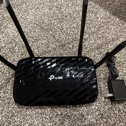 TP-Link Archer A6 AC1200 WiFi Router – Great Condition