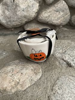 Rae Dunn Snoopy Halloween measuring cups