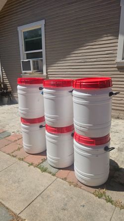 Barriles Barrel Dog Food Container Linpios De Quimico Para Guardar Cualquier Cosa $22 Each Ontario ca