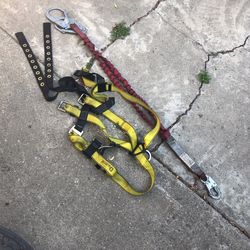 MSA Harness With Hooking Yo-yo