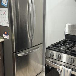 Refrigerator 