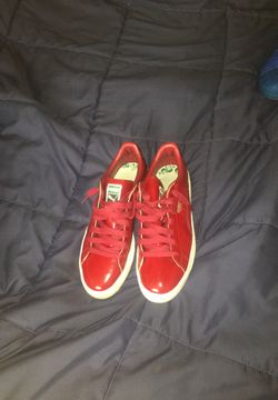 Size 11 pumas ! Name a price