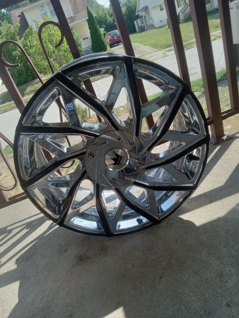 18" Chrome Wheels