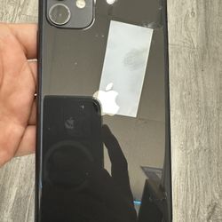 iPhone 11 64GB Unlocked 