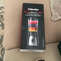 New In Box Single Serve Blender 