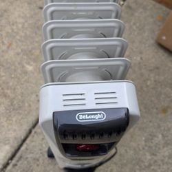 DeLonghi Room Heater