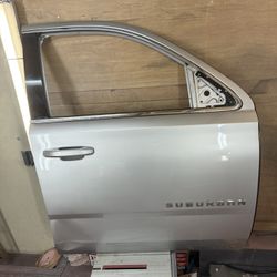 Chevrolet Suburban Passenger front And Rear Door  