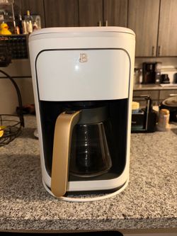Beautiful by Drew Barrymore 14-Cup Programmable Coffee Maker