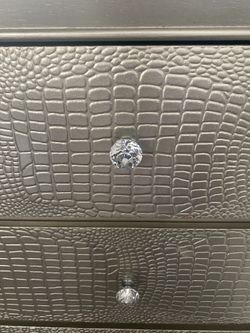 Luxury silver dresser