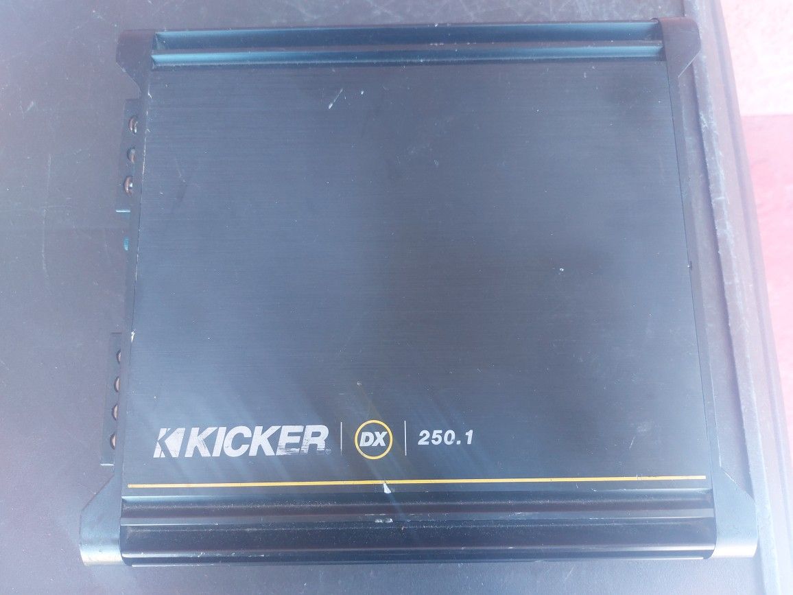 AMPLIFICADOR AMPLIFIER KICKER 250.1 MONO BLOCK GOOD CONDICIÓN ABLO ESPAÑOL