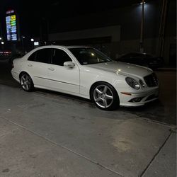 2009 Mercedes-Benz E-Class