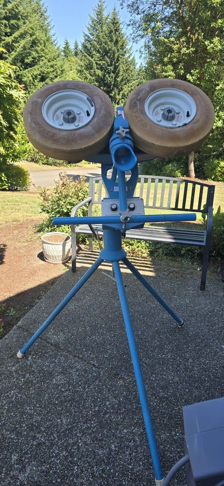 Jugs Pitching Machine Model M1300