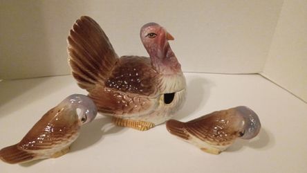 Vintage Ceramic Turkey, Bird Salt and Pepper Shakers