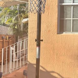 IGL Basket Ball Hoop Like New