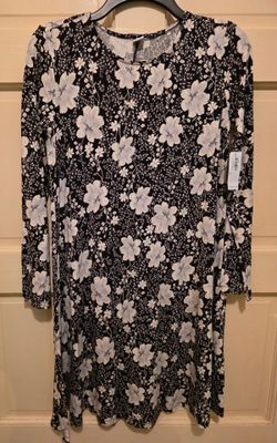 Old Navy Floral Long Sleeve Jersey Swing Dress