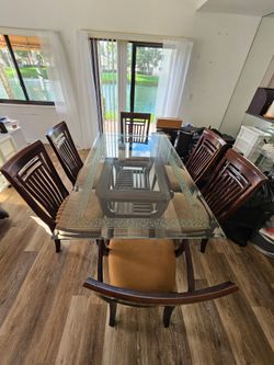 Dinning table