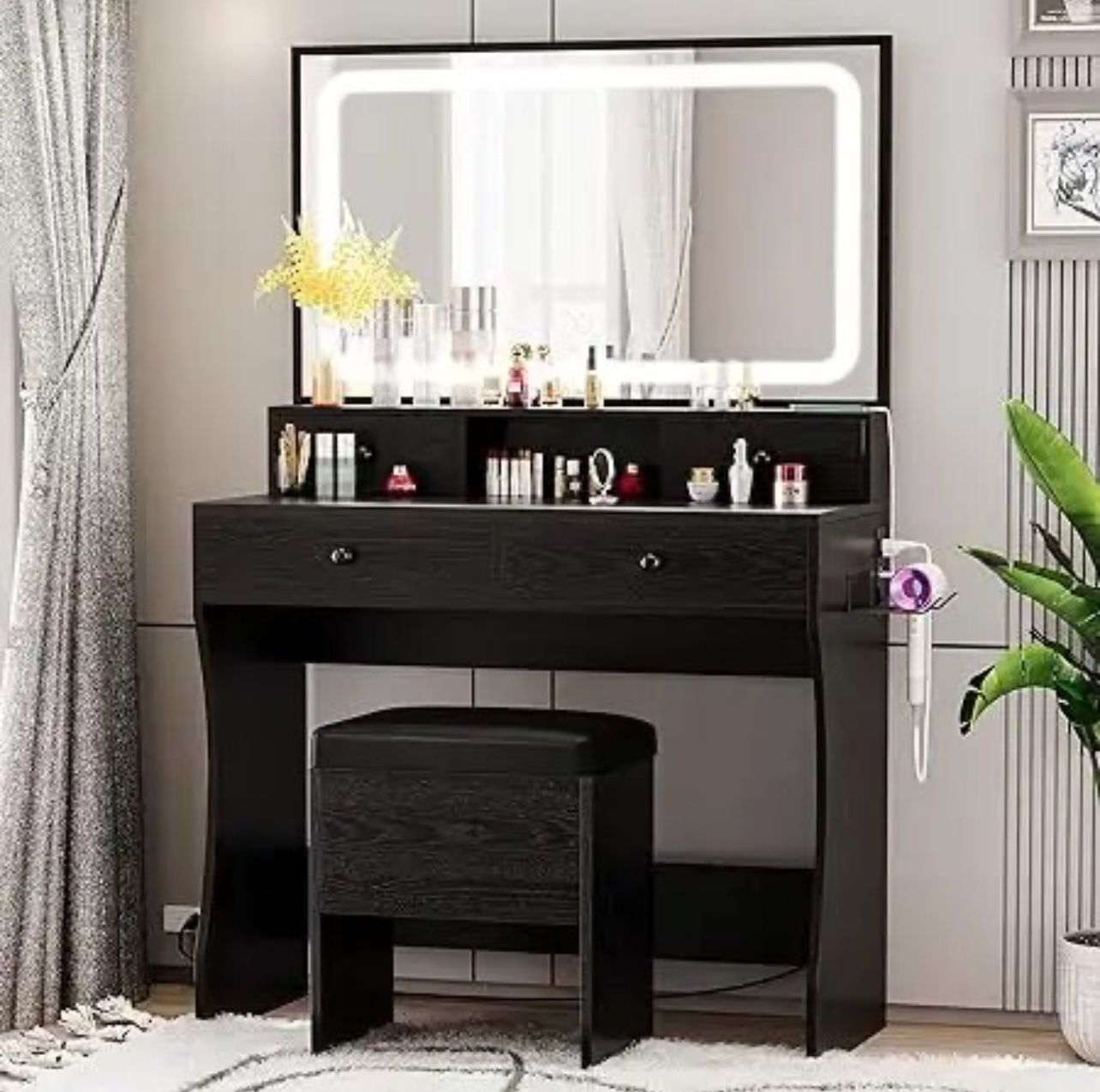 Black Vanity With Lighted Mirror And Stool