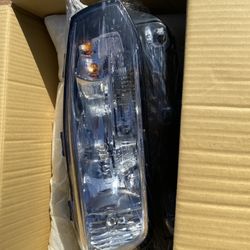 🔥 2016-2018 Chevy Malibu Headlight – PASSENGER SIDE (RH) – OPEN BOX SALE! 🔥